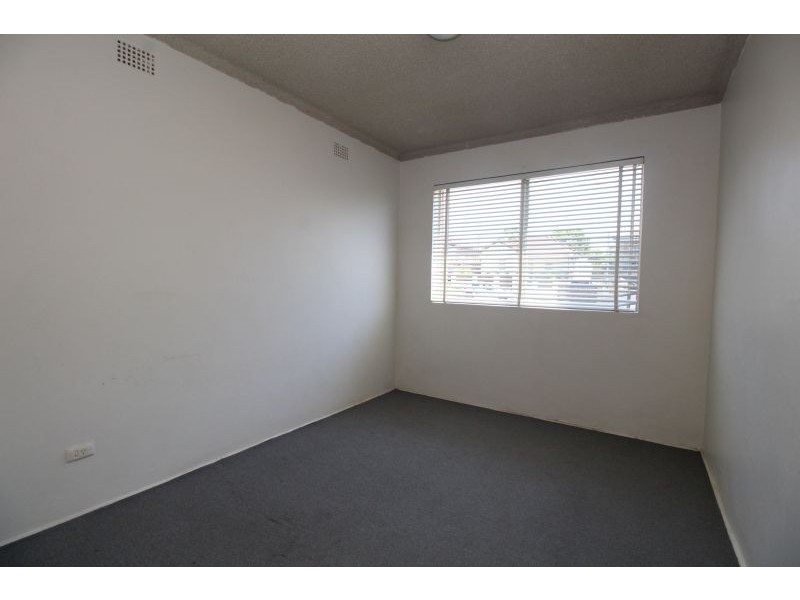 1/130 Ernest Street, Lakemba NSW 2195