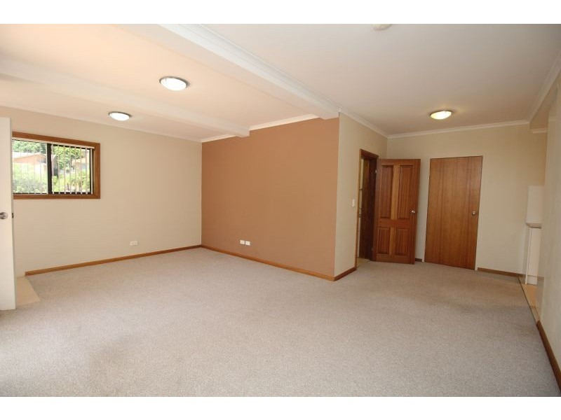 2b Tamarind Place, Alfords Point NSW 2234