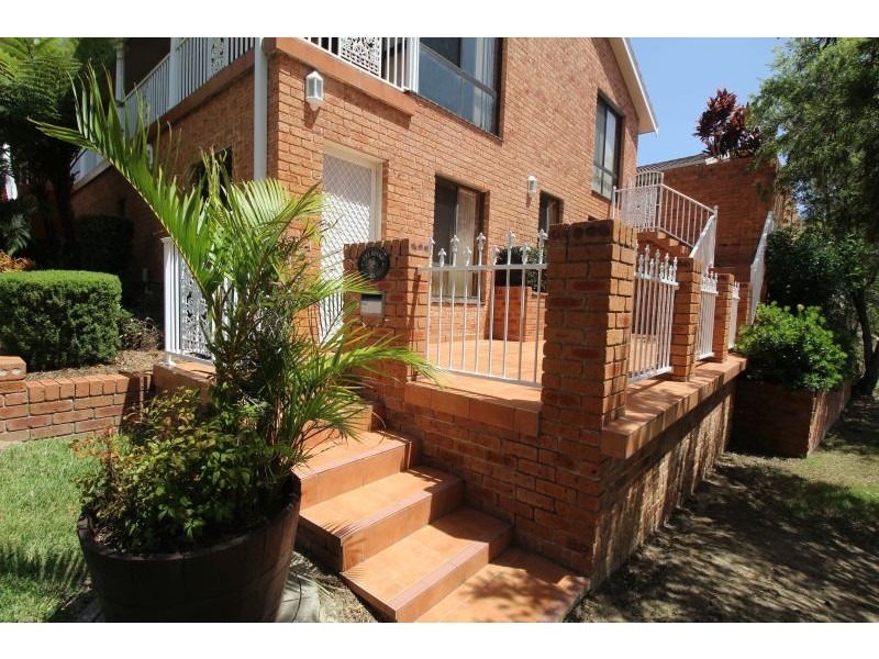 2b Tamarind Place, Alfords Point NSW 2234