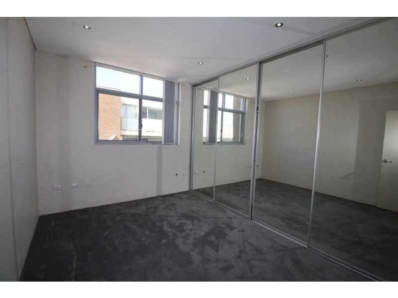 9/908 Canterbury Rd, Roselands NSW 2196