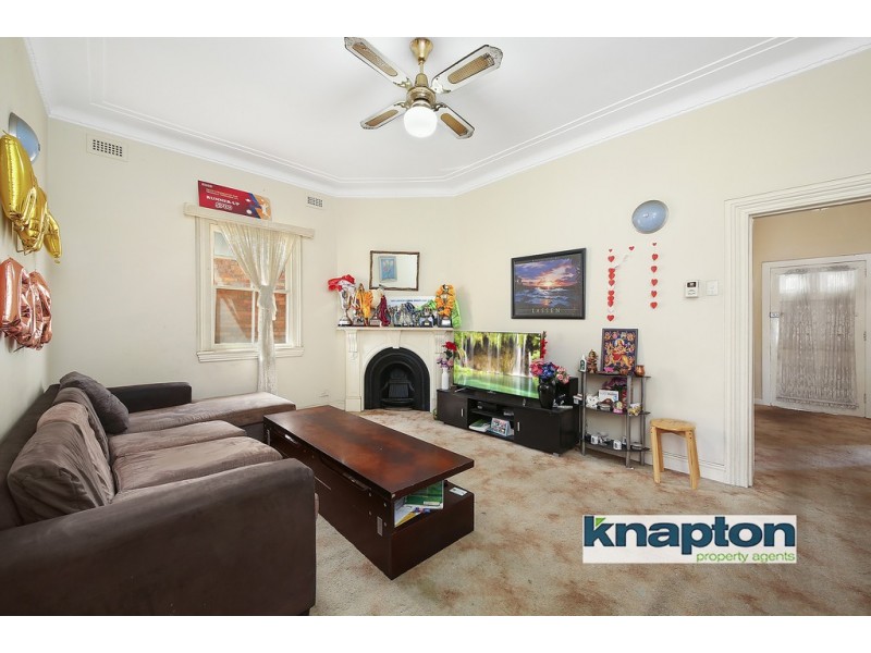 33 Amy Street, Campsie NSW 2194