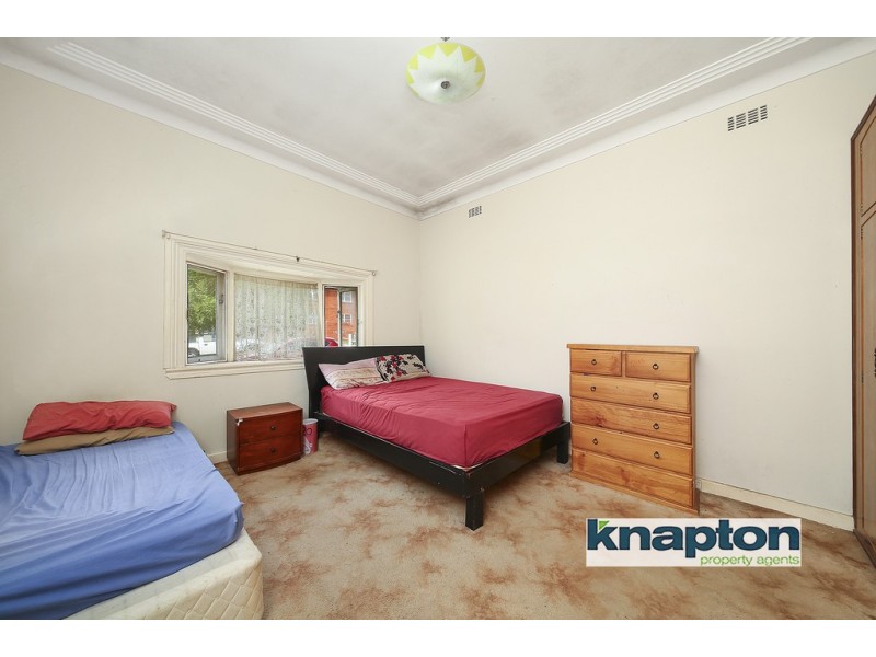 33 Amy Street, Campsie NSW 2194