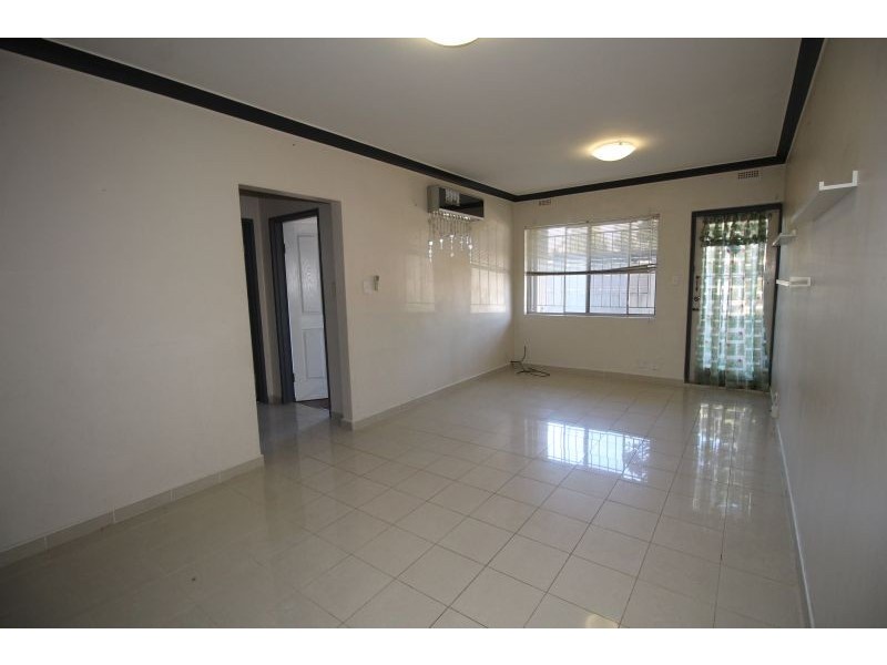 2/58-60 Taylor Street, Lakemba NSW 2195