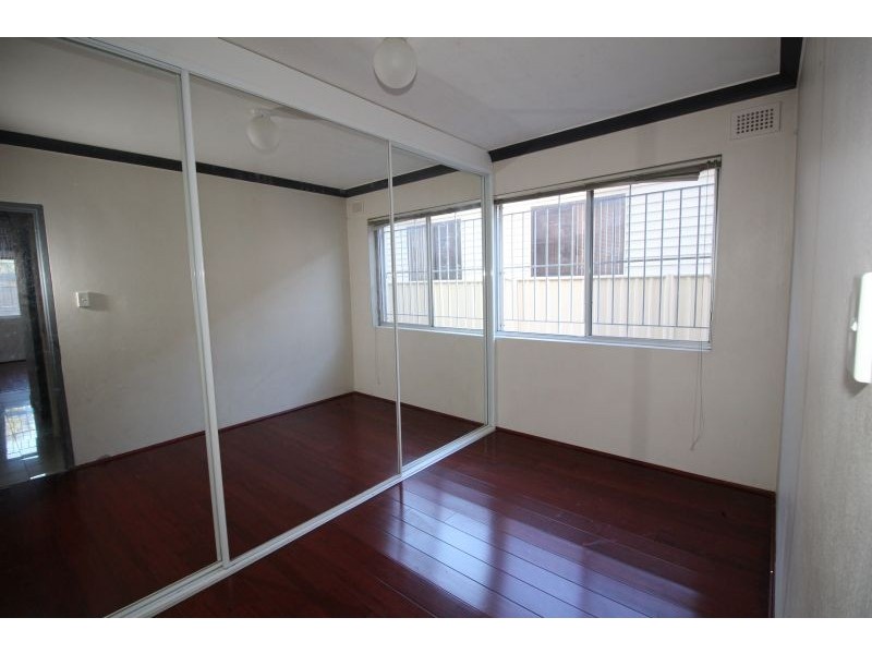 2/58-60 Taylor Street, Lakemba NSW 2195