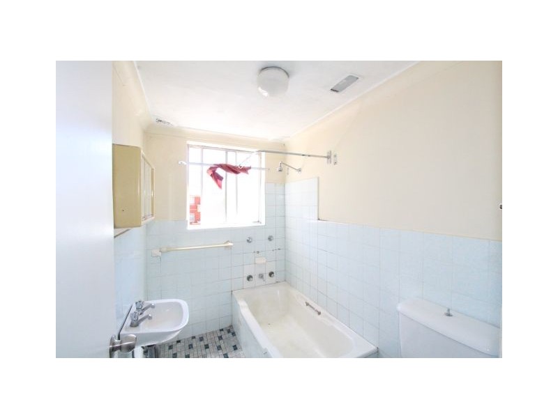 1/130 Sproule Street, Lakemba NSW 2195