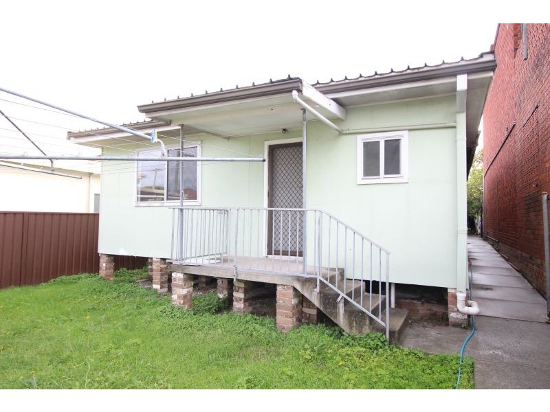 1/856 Punchbowl Road, Punchbowl NSW 2196
