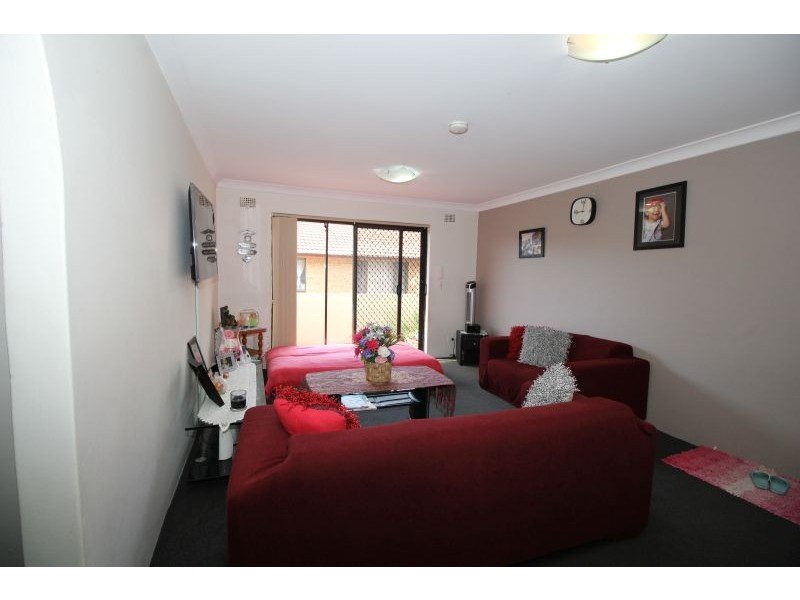 8/20 Fairmount Street, Lakemba NSW 2195