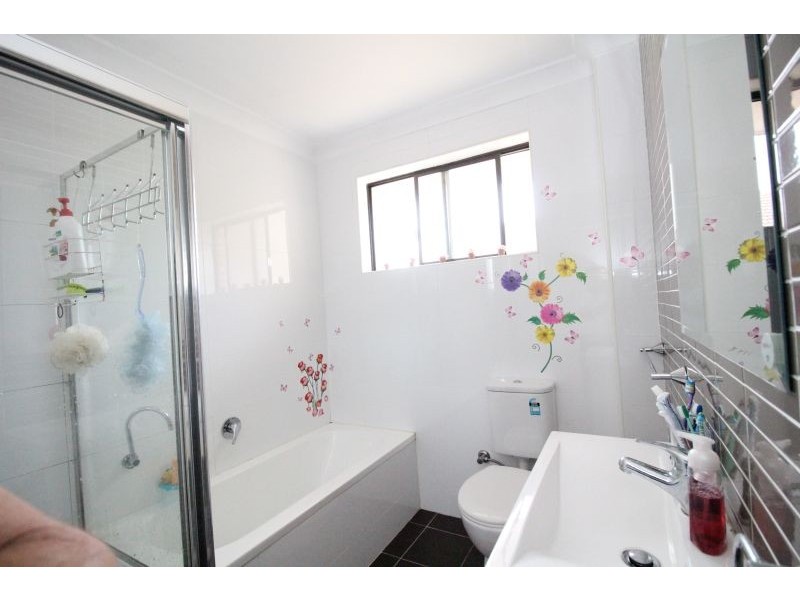 8/20 Fairmount Street, Lakemba NSW 2195