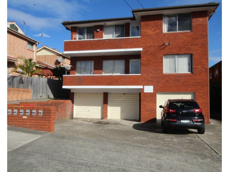 4/19 Willeroo Street, Lakemba NSW 2195