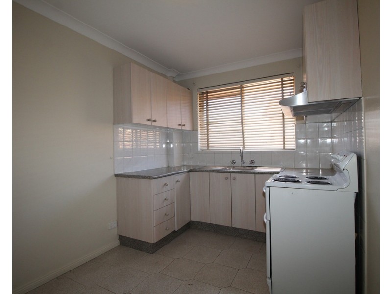 4/19 Willeroo Street, Lakemba NSW 2195