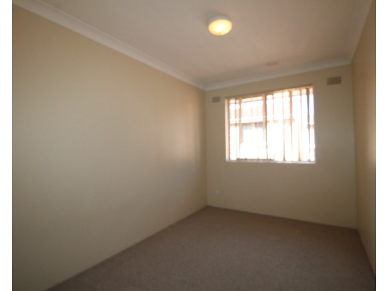 4/19 Willeroo Street, Lakemba NSW 2195