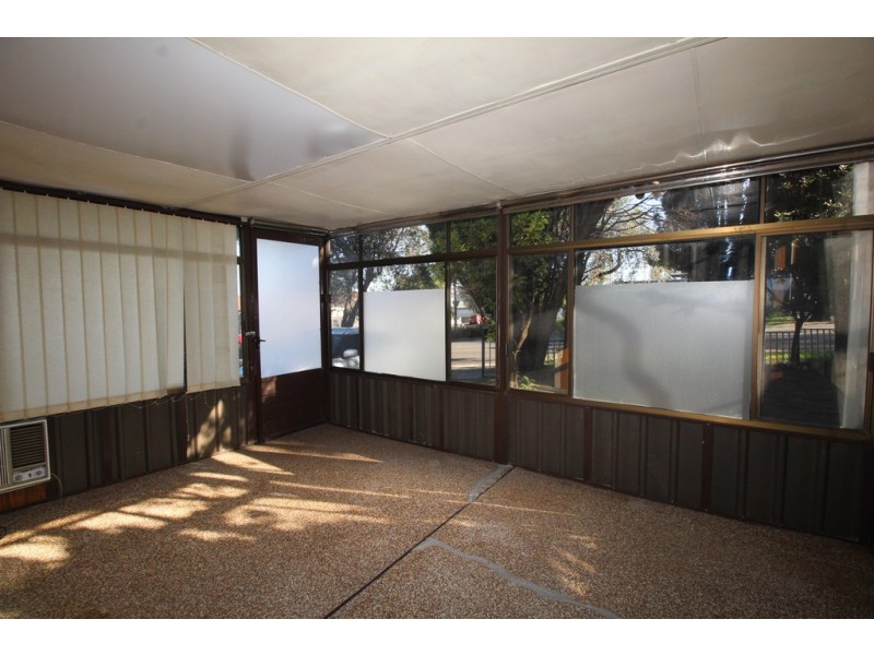 48 Canarys Road, Roselands NSW 2196