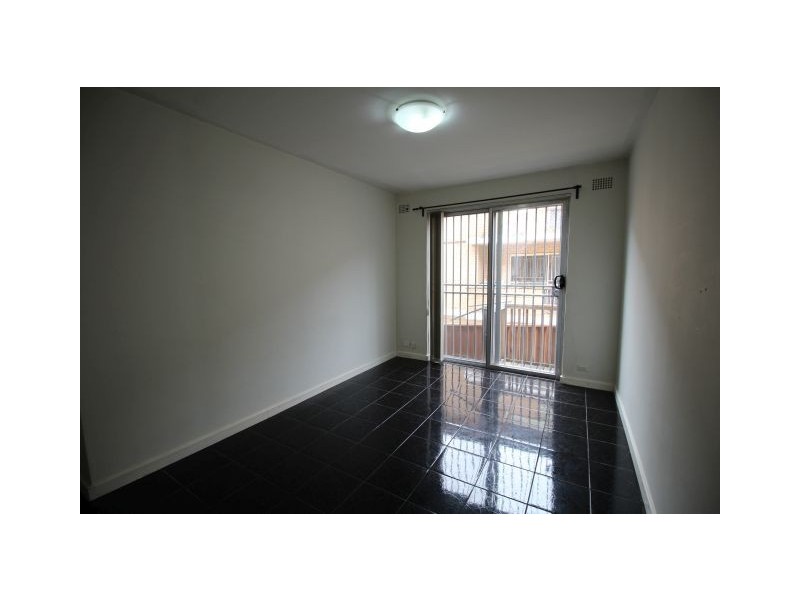 2/24 Colin Street, Lakemba NSW 2195