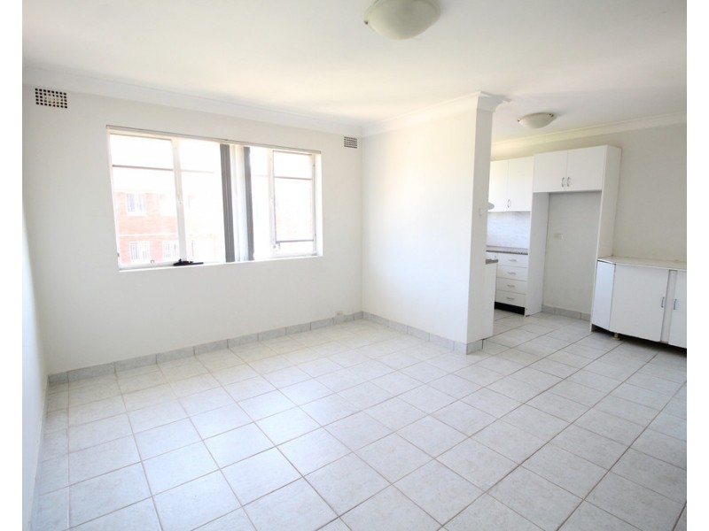 8/42 Colin Street, Lakemba NSW 2195