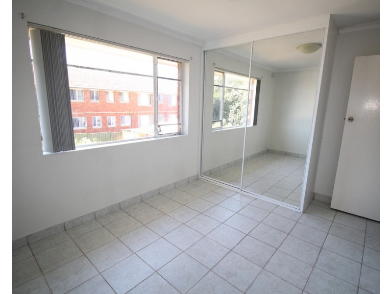 8/42 Colin Street, Lakemba NSW 2195