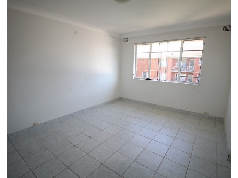 8/42 Colin Street, Lakemba NSW 2195