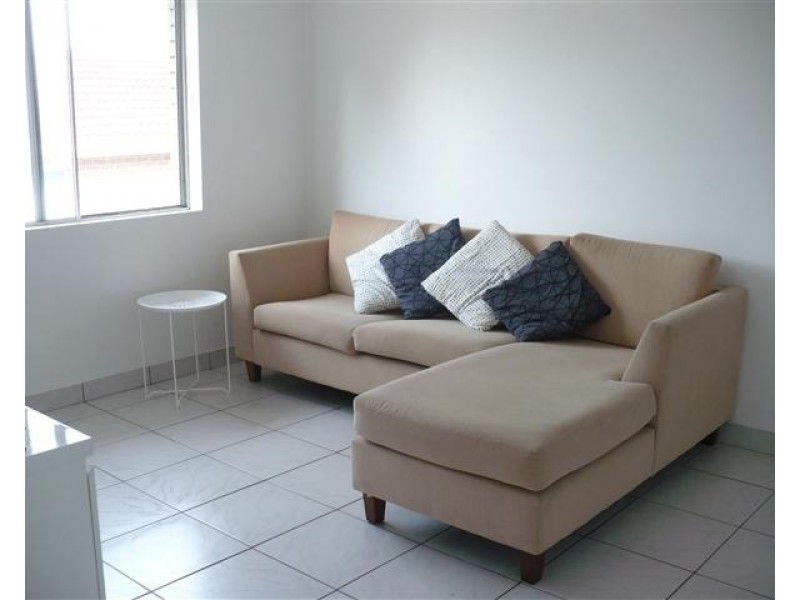 4/60 Denman Avenue, Wiley Park NSW 2195