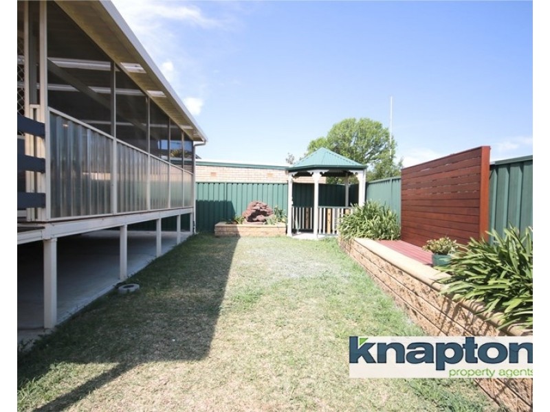 4 Bradley Crescent, Wiley Park NSW 2195