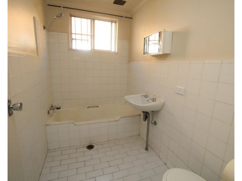 2/62 Ferguson Avenue, Wiley Park NSW 2195