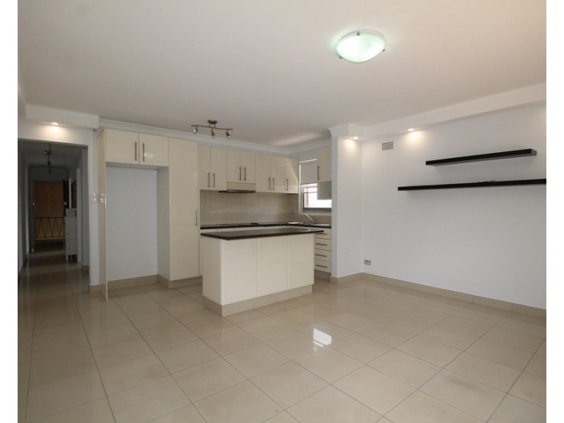 4/29 Urunga Parade, Punchbowl NSW 2196