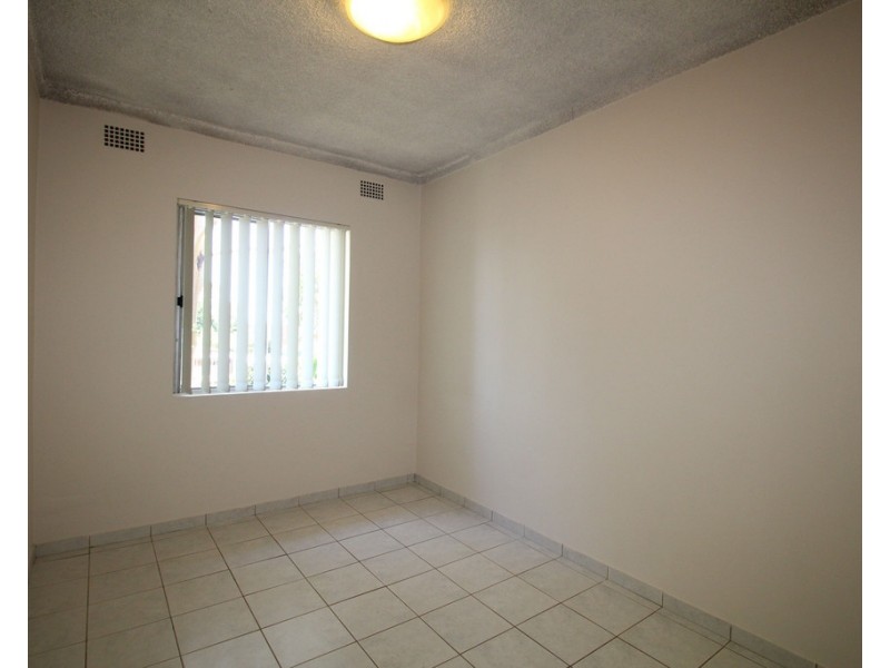 8/13 Wangee Road, Lakemba NSW 2195