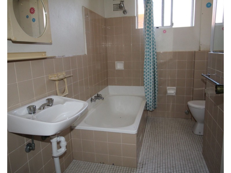 13/42-44 Fairmount Street, Lakemba NSW 2195