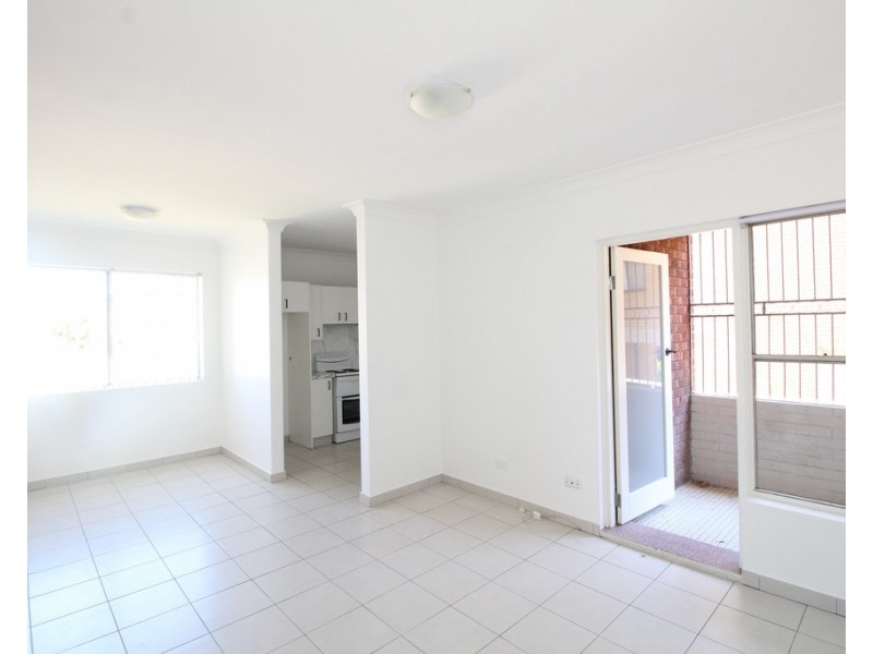 2/61 Cornelia Street, Wiley Park NSW 2195