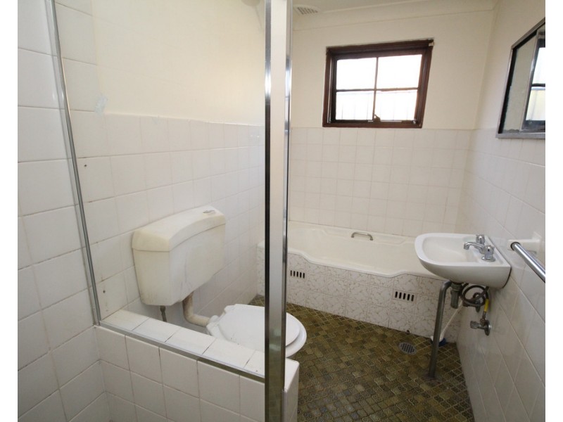 2/1079 Canterbury Road, Wiley Park NSW 2195