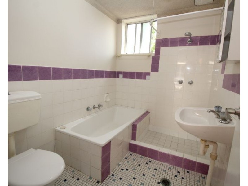 1/10 Melrose Avenue, Lakemba NSW 2195