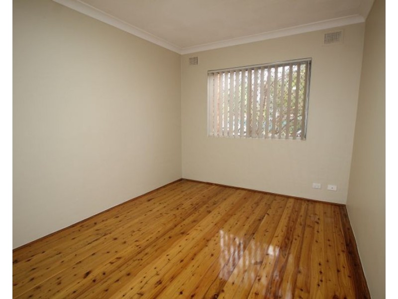 1/109 Hampden Road, Lakemba NSW 2195