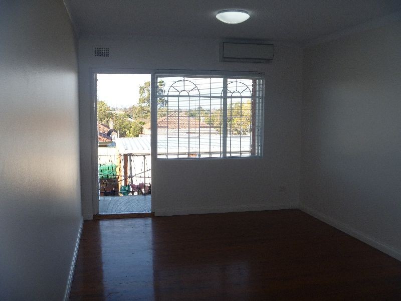 1/72 Dennis Street, Lakemba NSW 2195