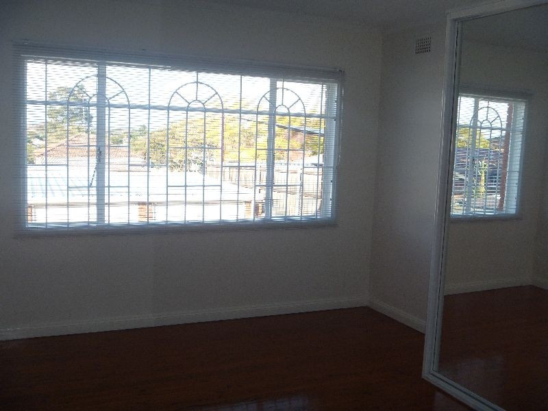 1/72 Dennis Street, Lakemba NSW 2195