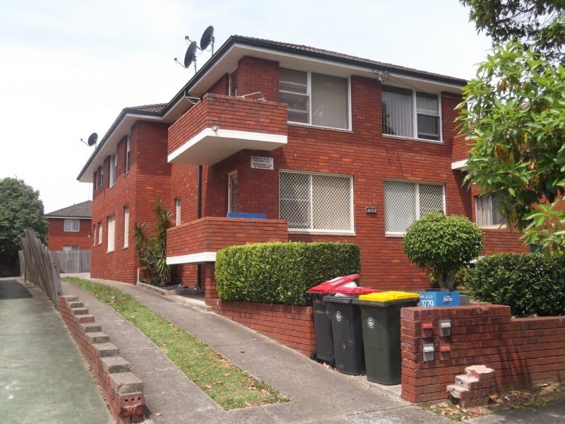 4/128 Sproule Street, Lakemba NSW 2195