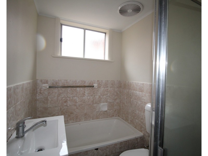 2/27 McCourt Street, Lakemba NSW 2195