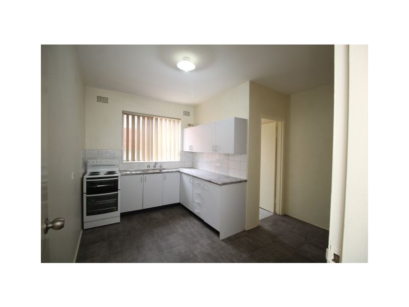 2/130 Sproule Street, Lakemba NSW 2195