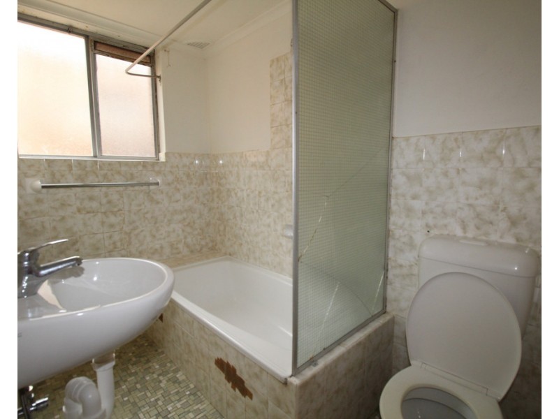 2/26 Colin Street, Lakemba NSW 2195