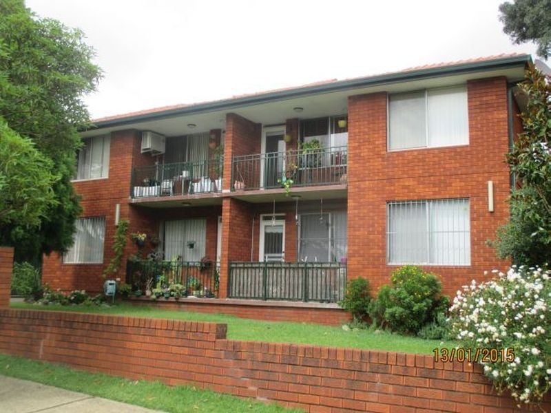 4/54 Barremma Road, Lakemba NSW 2195