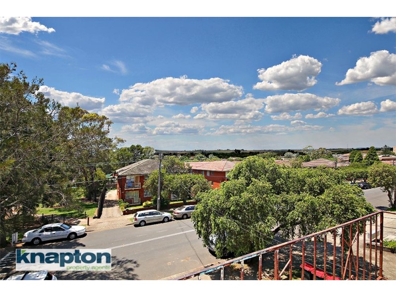 8/42 Macdonald Street, Lakemba NSW 2195