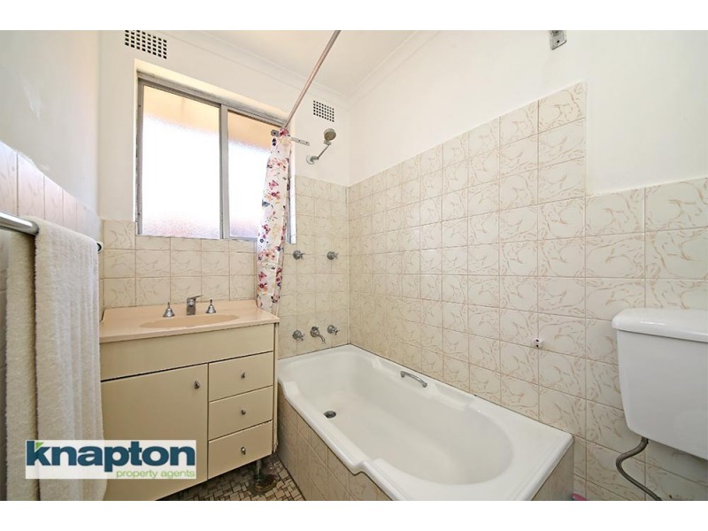 8/42 Macdonald Street, Lakemba NSW 2195