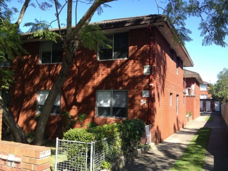 10/34 Benaroon Avenue, Lakemba NSW 2195