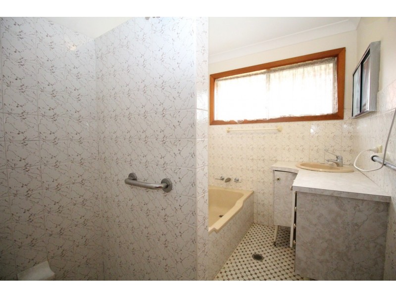 2 Defoe Street North, Wiley Park NSW 2195