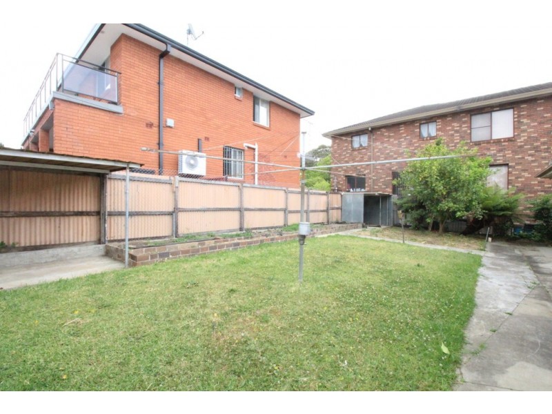 2 Defoe Street North, Wiley Park NSW 2195