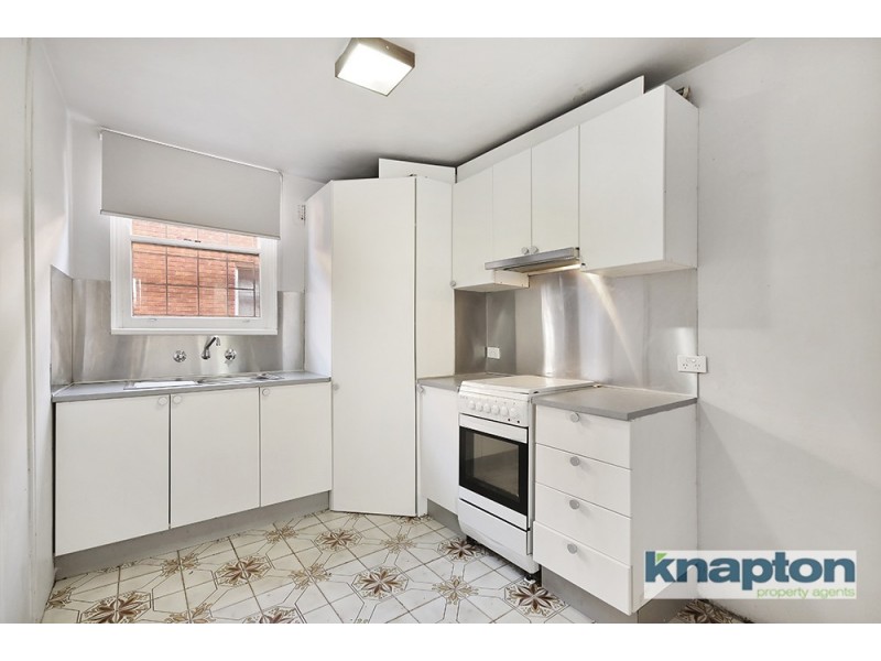 2/10 Renown  Ave, Wiley Park NSW 2195