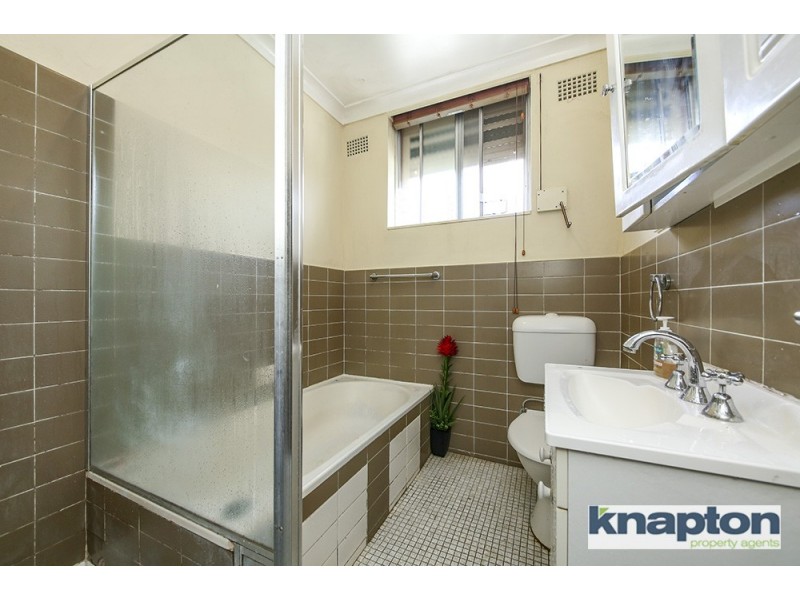 6/3 Holland Place, Lakemba NSW 2195