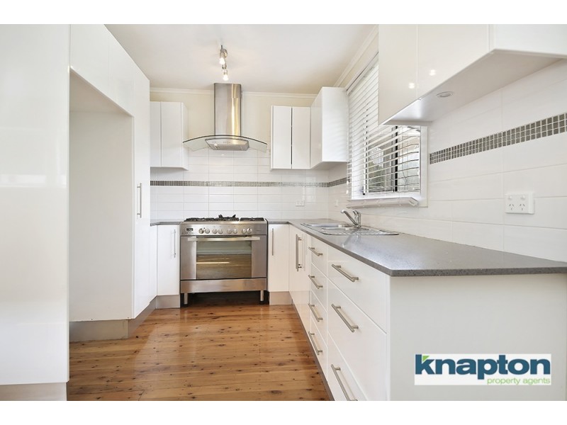 40 Brallos Avenue, Holsworthy NSW 2173