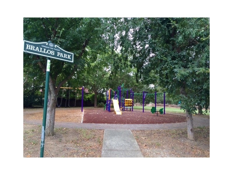 40 Brallos Avenue, Holsworthy NSW 2173