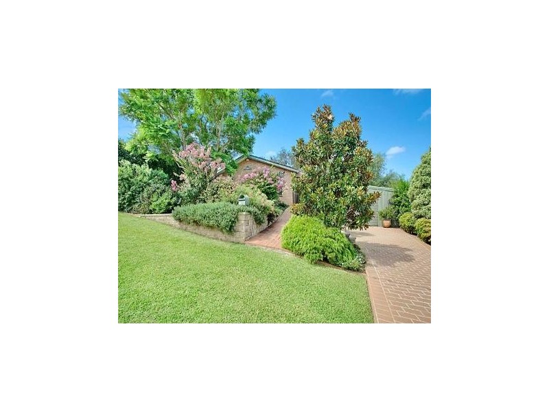 4 Maylie Close, Ambarvale NSW 2560