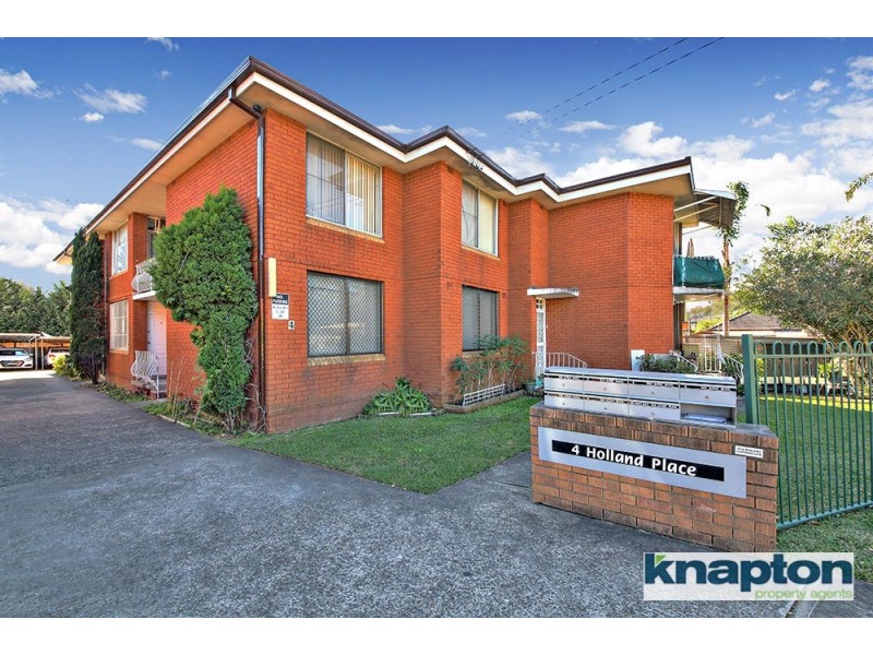 2/4 Holland Place, Lakemba NSW 2195