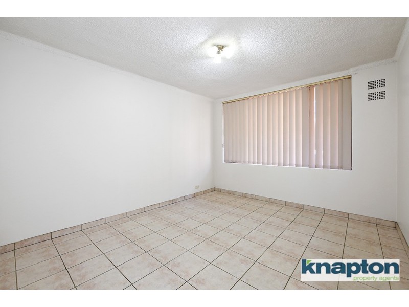 2/4 Holland Place, Lakemba NSW 2195