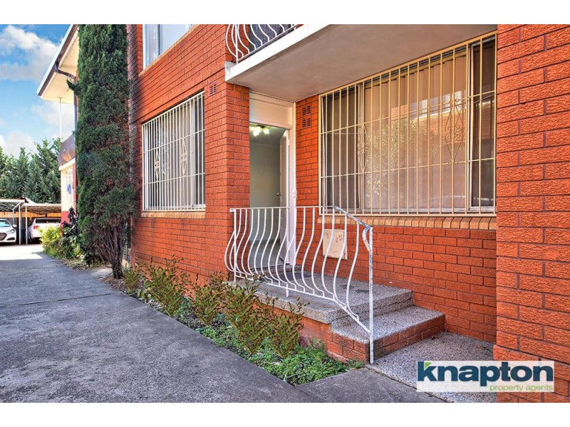 2/4 Holland Place, Lakemba NSW 2195